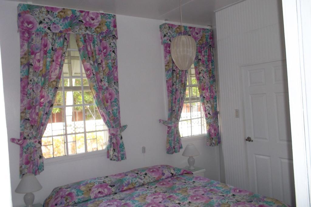Beach Guest House Cleverdale Bridgetown Exteriér fotografie